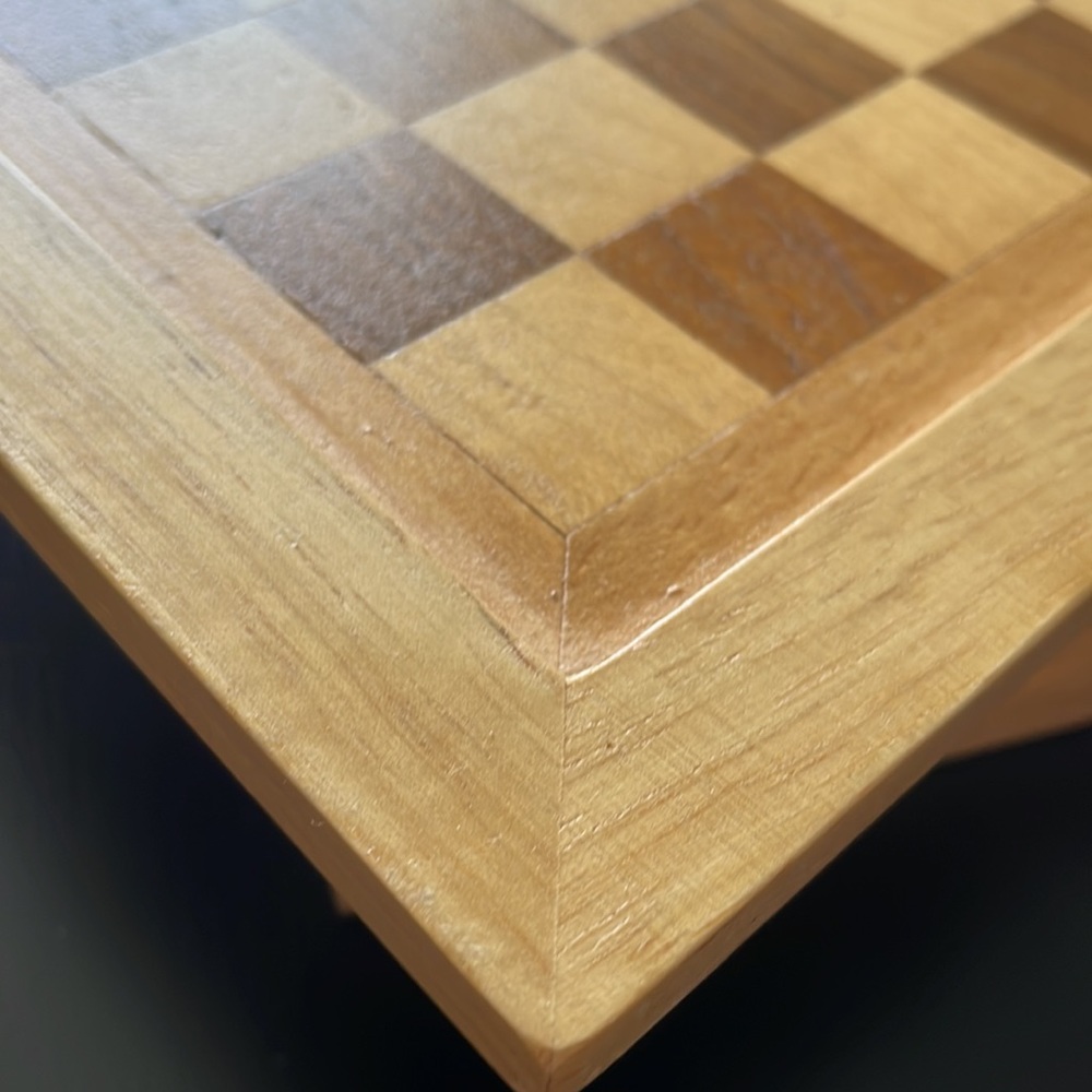 Chess board - Picture 8 of 11